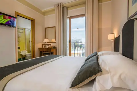 Hotel Tourist in Sorrento — foto 6