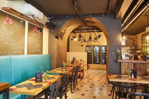 Plaza Marchi Old Town in Verdelen — foto 8