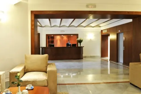 Hotel Majestic in Tunis — foto 11