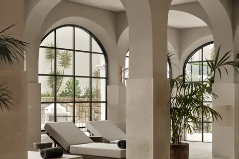 OKU Andalusia in La Línea de la Concepción — foto 18