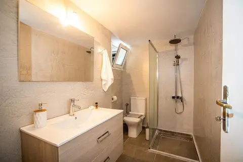 Alexandra Apartments in Δημοτική Ενότητα Μαλίων — foto 18
