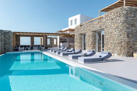 Radisson Blu Euphoria Resort in Kalo Livadi