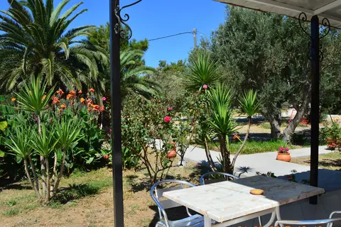 Garden View Apartments in Άναξος Σκουτάρου — foto 2
