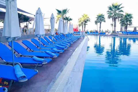 Fafa Premium Resort in Golem — foto 3
