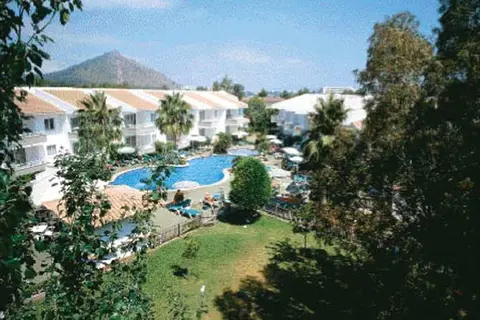 Universal Aparthotel Elisa in Playa de Muro — foto 17