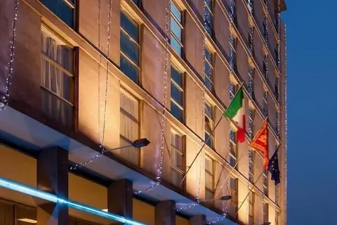 Ambasciatori Mestre Venice, Tapestry Collection Hilton in Venetië — foto 9