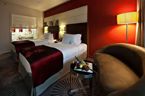 Crowne Plaza Doha The Business Park in Doha — foto 12