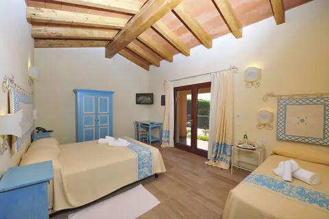 Hotel L'Esagono in San Teodoro — foto 4