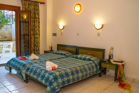 Club Lyda Hotel in Δημοτική Ενότητα Γουβών — foto 4