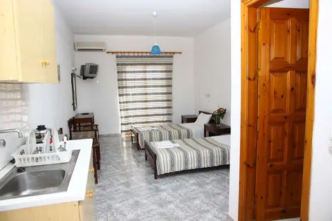 Mari Evans Appartementen in Gouves, foto 3