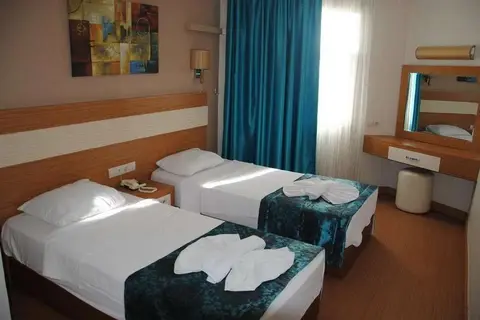 Hotel Flora Suites in Kuşadası — foto 4