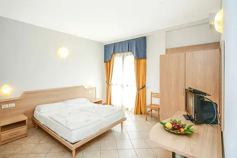 Hotel Antico Monastero in Toscolano Maderno — foto 2