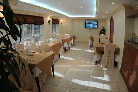 The Uptown Appartementen Abu Dhabi in الدَّانَةْ — foto 5
