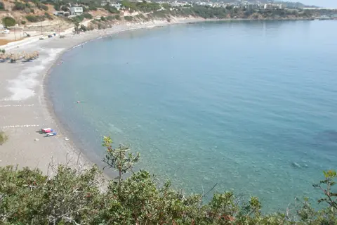 Avra Beach in Σαρακίνικο — foto 23