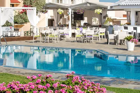 Kristalli Hotel Apartments in Δημοτική Ενότητα Μαλίων — foto 25