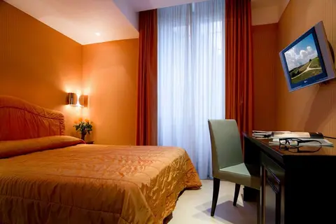 The Marcella Royal Hotel - Rooftop Garden in Rome — foto 16