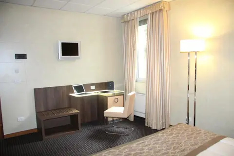 LH Hotel Sirio Venice in Venetië — foto 21