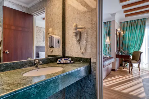 Porto Bello Hotel in Konyaalti — foto 21