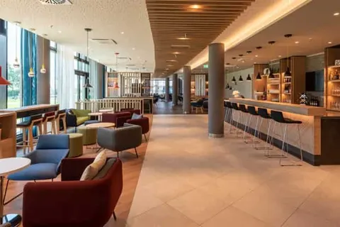 Holiday Inn Express Düsseldorf Hauptbahnhof foto 2