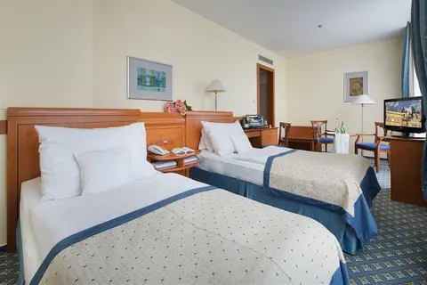 Ramada by Wyndham Prague City Centre in Praag, foto 10