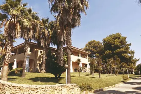 Baia degli Dei in Le Castella — foto 11