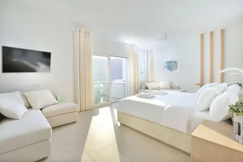 Nissaki Boutique Hotel in Πλατύς Γιαλός — foto 30