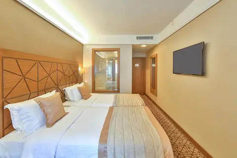 Ramada By Wyndham Istanbul Taksim in Fatih — foto 24