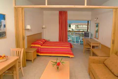 Tsokkos Paradise Village in Ayia Napa — foto 5