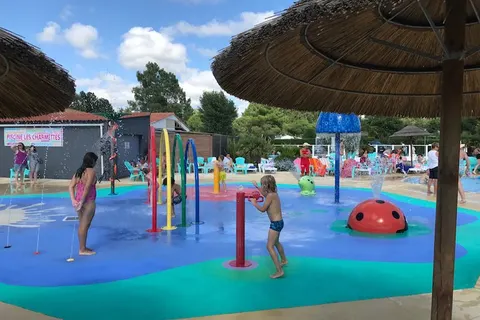 Camping Les Charmettes foto 23