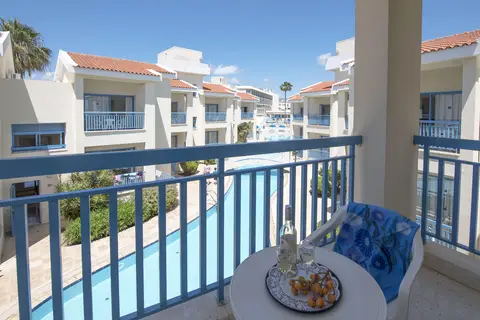 Kissos Hotel in Paphos — foto 17