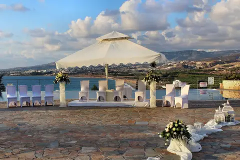 Theo Sunset Bay Hotel in Paphos — foto 28