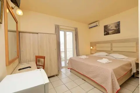 Eri Beach & Village Hotel in Δημοτική Ενότητα Χερσονήσου — foto 3