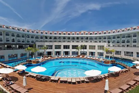 Meder Resort in Kemer