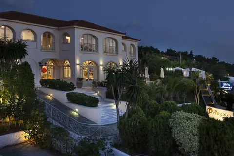 Princess Art Hotel in Μηνιά — foto 14