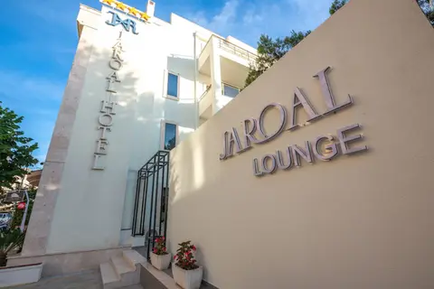 Jaroal Hotel in Saranda