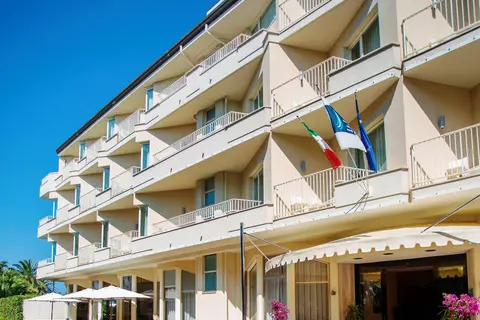 Grand Hotel in Forte Dei Marmi — foto 11