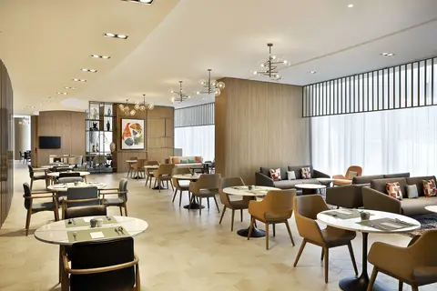 Hilton Garden Inn Dubai Business Bay in Dubai — foto 28