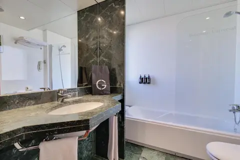 Hotel Barcelona Universal in Barcelona — foto 11