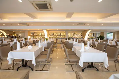 Falcon Hotel in Muratpaşa — foto 10