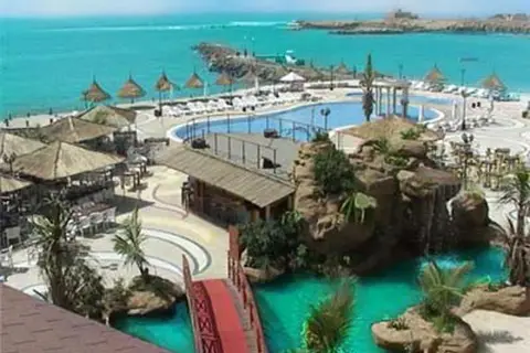 Terrou-Bi in Dakar — foto 2