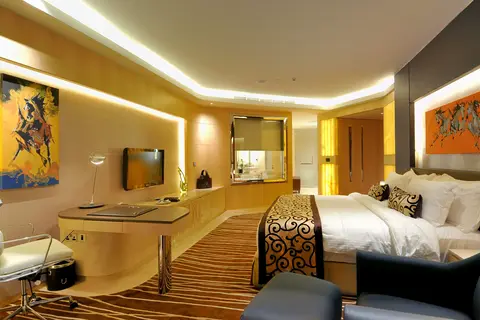 The Meydan Hotel in Dubai — foto 4