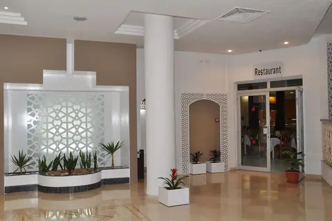 Neptunia Beach in المنستير — foto 29