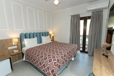 Paradise Hotel in Parga — foto 7