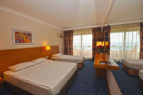 Hotel Grand Efe in Menderes — foto 4