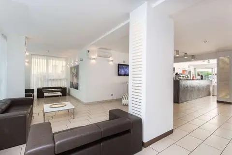 Color Mokambo Shore Design Hotel in Cesenatico — foto 25