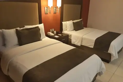 Hotel & Suites PF in Hotel pf suites — foto 26