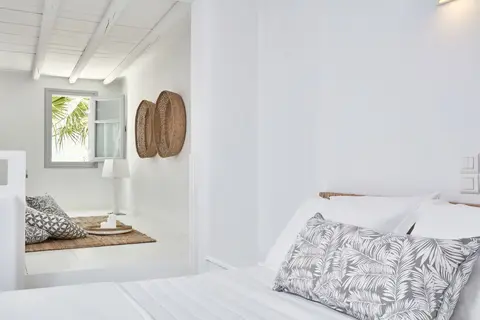 Mr & Mrs White Paros in Νάουσα — foto 19