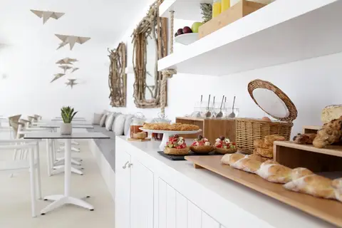 Livin Mykonos Hotel in Τούρλος — foto 4