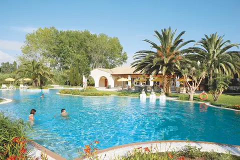 St. George's Bay Country Club in Αχαράβη — foto 4