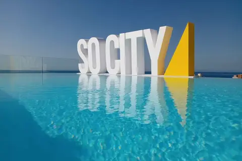 SO City Hotel in San Ġiljan — foto 19